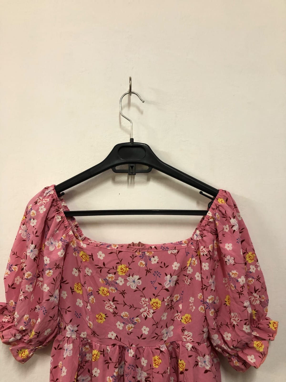 Pink Floral Puff Sleeve Top