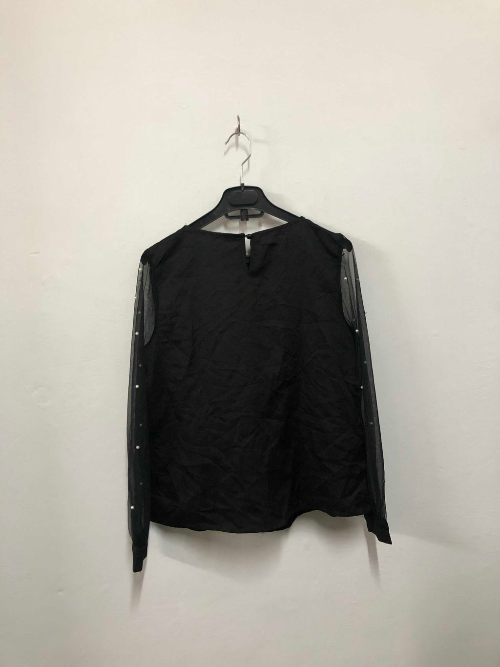 Black Pearl Sleeve Top