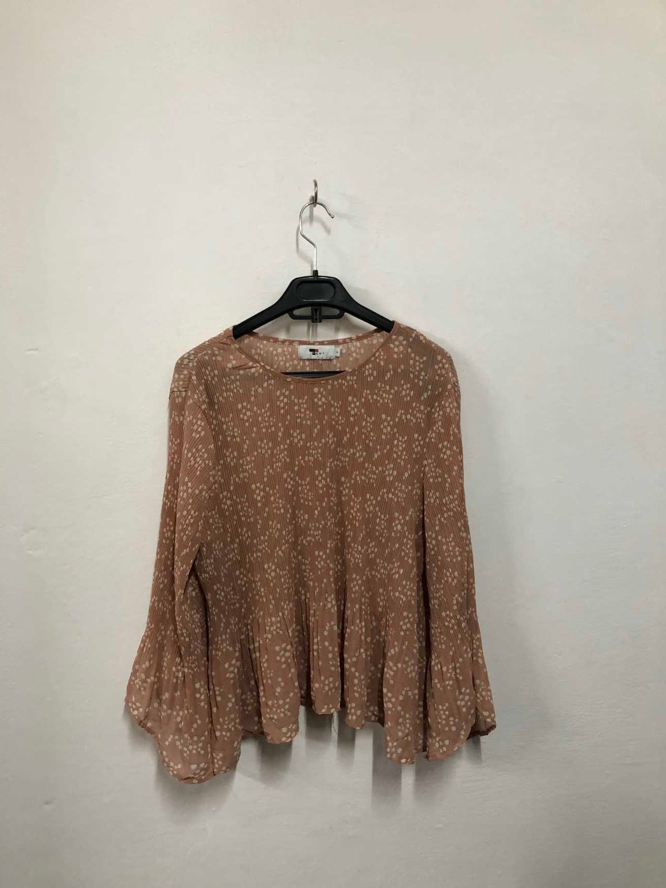 Temt Crinkle Dotted Top