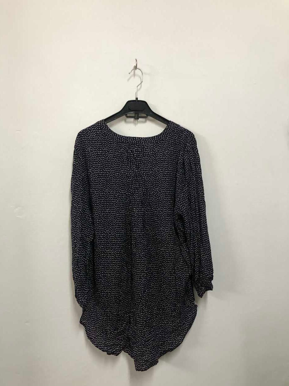 Black Dotted Top