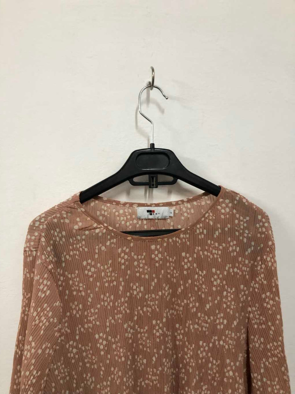 Temt Crinkle Dotted Top