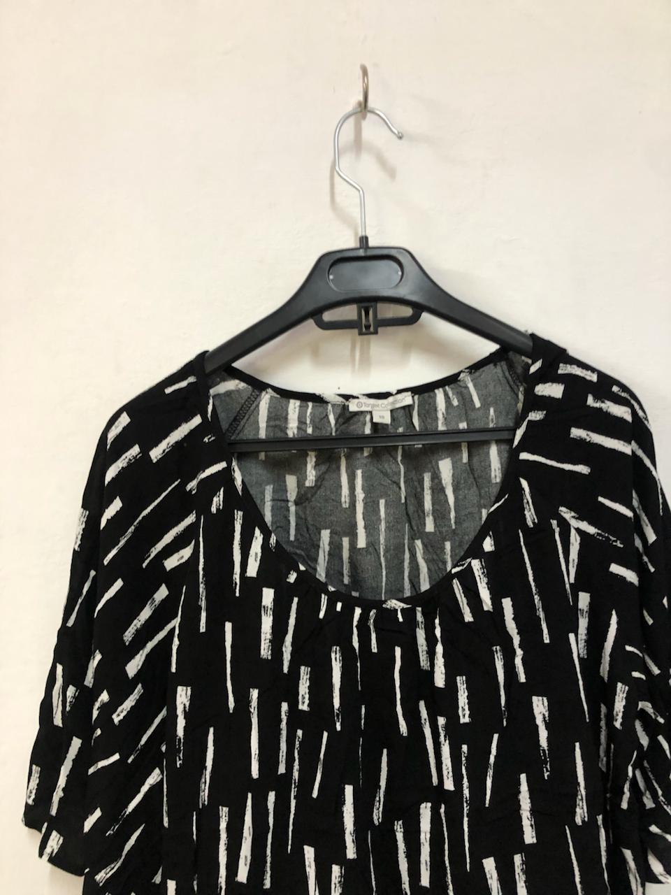 Black & White Abstract Top